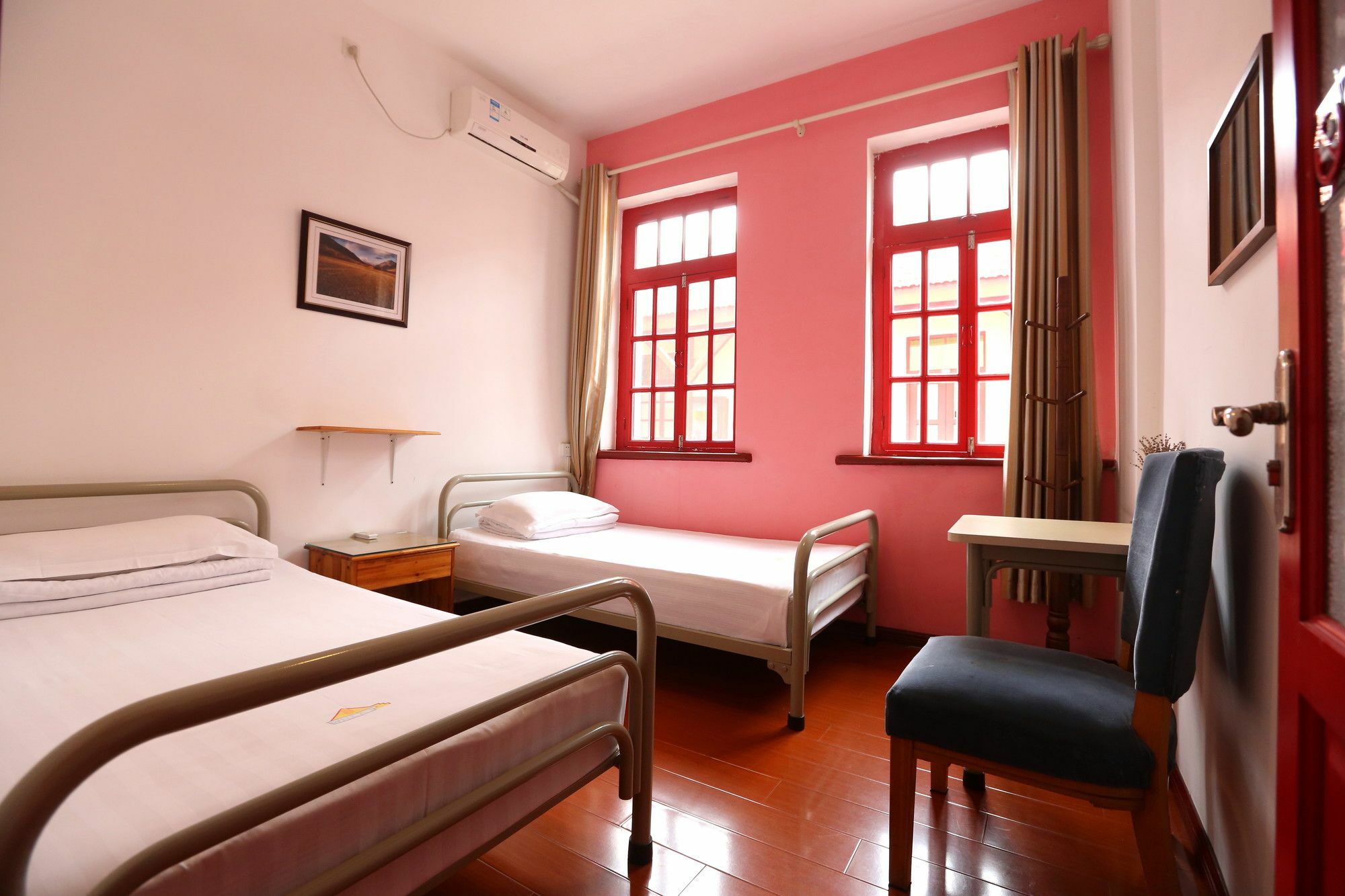Wheat Youth Hostel Ціндао Екстер'єр фото