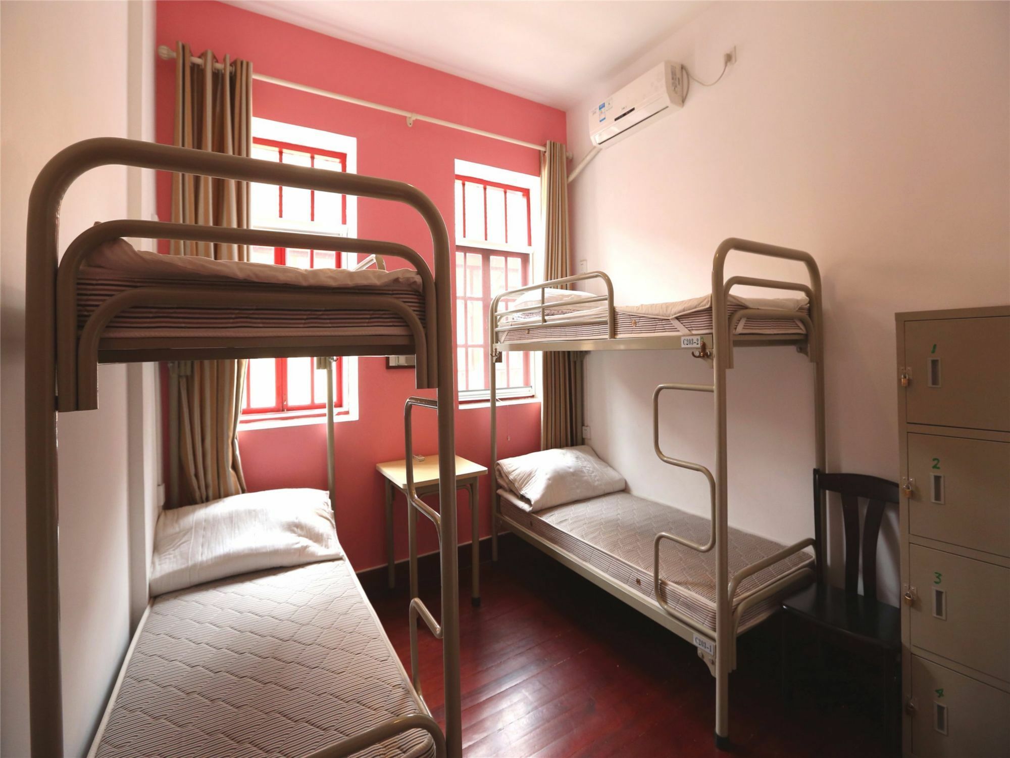 Wheat Youth Hostel Ціндао Екстер'єр фото